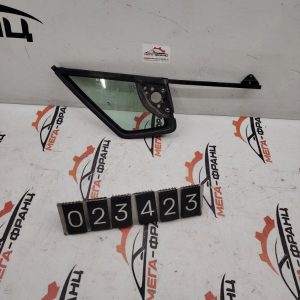 Форточка двери передняя левая Citroen Berlingo